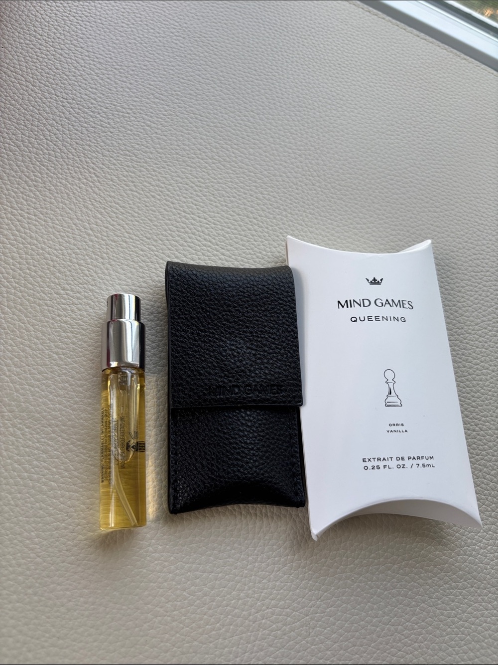 Mind Games Queening ORRIS Vanilla Extrait de Parfum brand new in box (7.5 ml) - Picture 2 of 6